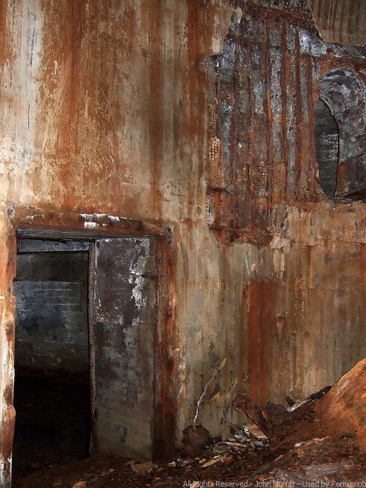 Battery Marshall - Access door at the bottom of the turret.